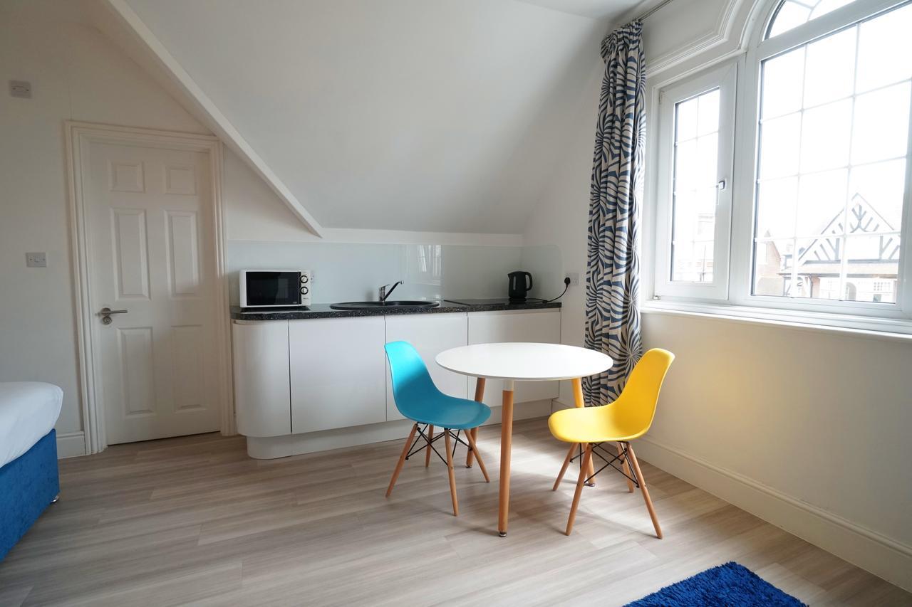One Helena Road Serviced Apartments Southsea Exterior foto